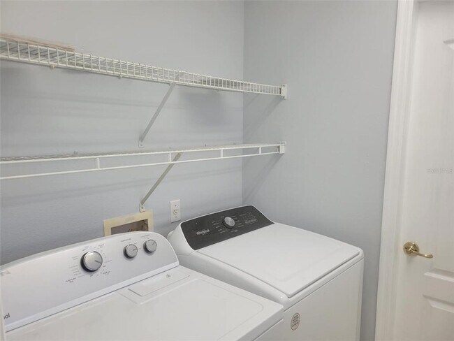 Building Photo - 4009 Hammersmith Dr