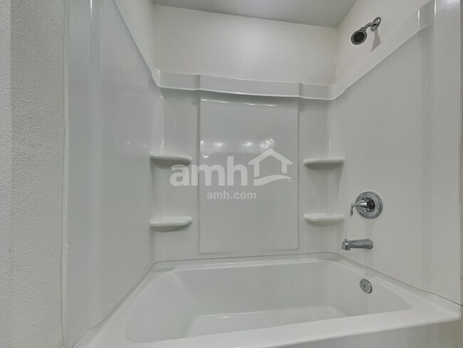 Building Photo - 2211 Saffron Walden Dr