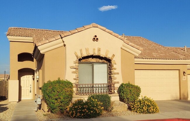 Primary Photo - BEAUTIFUL 3BED 2BATH HOME LOCATED NEAR BAS...