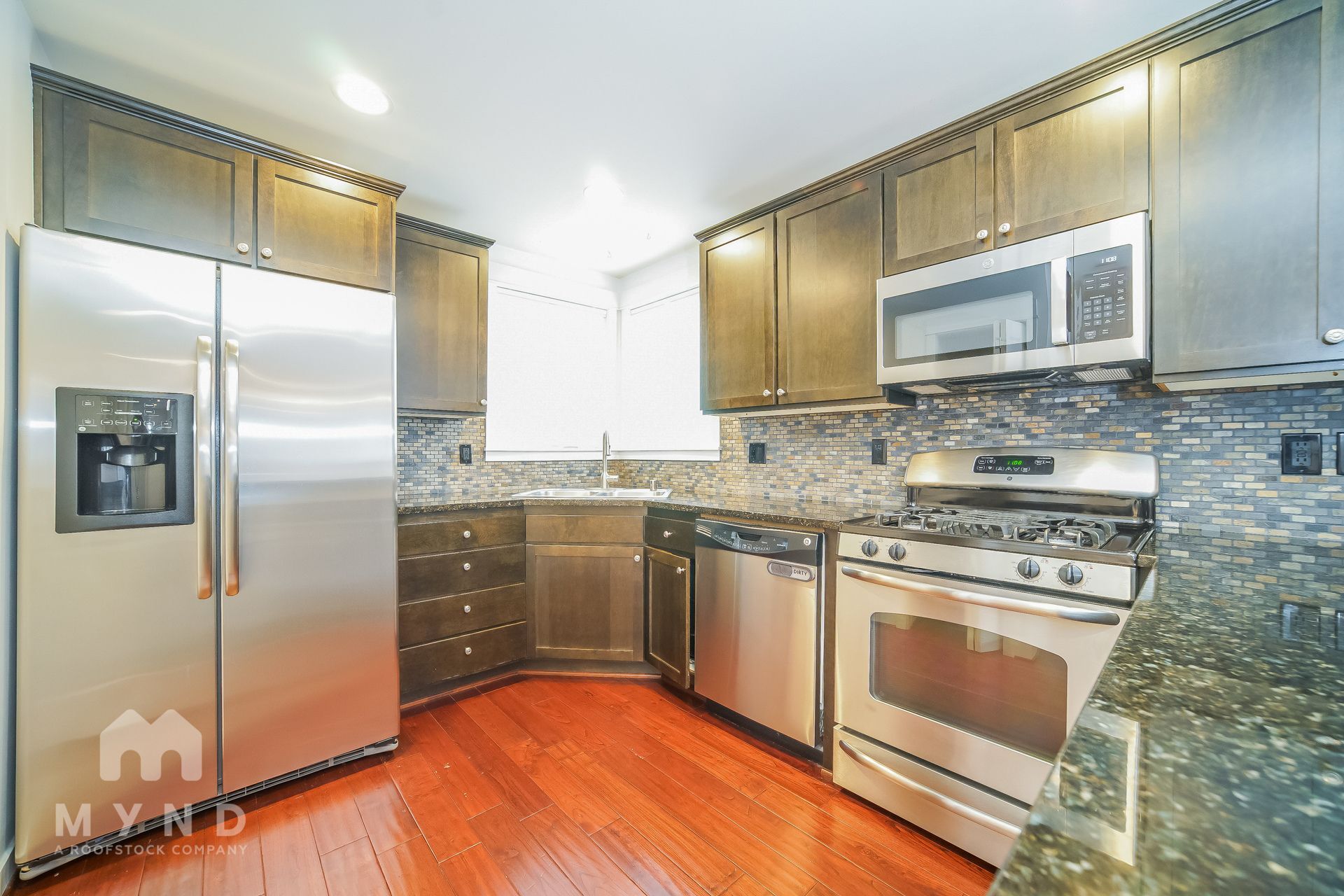 Building Photo - 314 25th Ave S