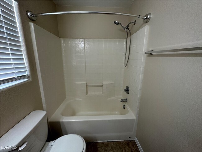 Building Photo - 4777 Arroyo Seco Dr