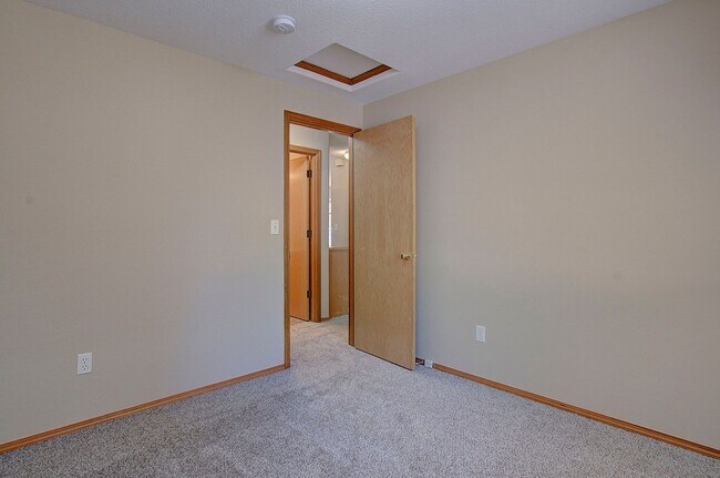 Building Photo - 3bd 2ba Ranch Style Home in North Salmon Creek - Avail Now!