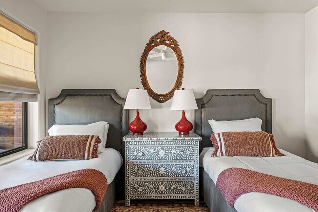 Building Photo - 1219 Sisterdale Rd