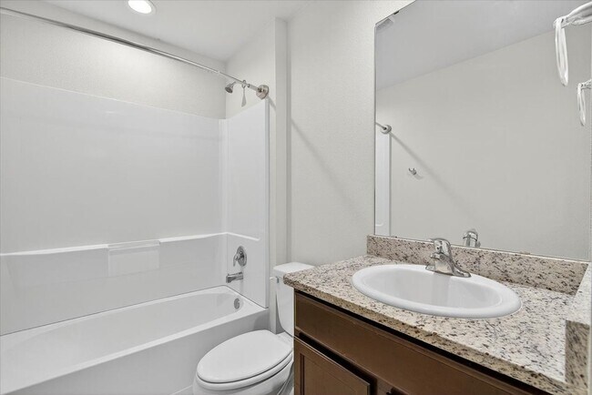 Building Photo - 3909 Shiva Dr