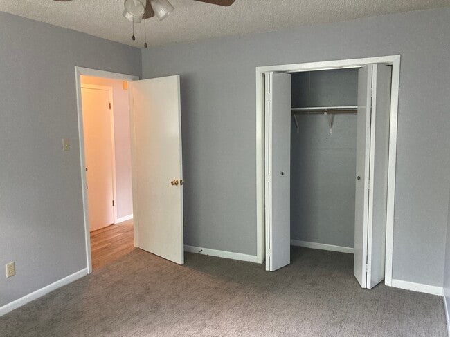 Building Photo - 2171 Red Bird Ln