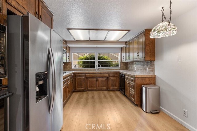 Building Photo - 480 Kakkis Dr