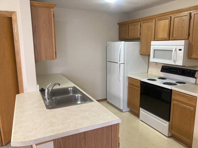 Building Photo - 1603 Breca Ridge Dr