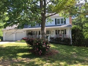 Building Photo - 2990 Summit Ridge