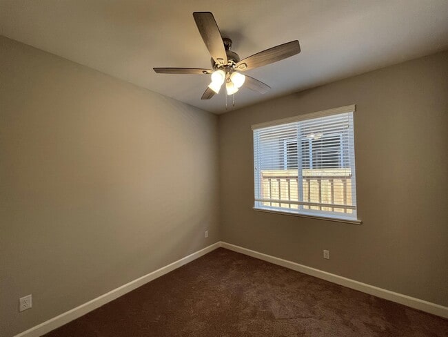 Building Photo - 3413 Chamberlain Run