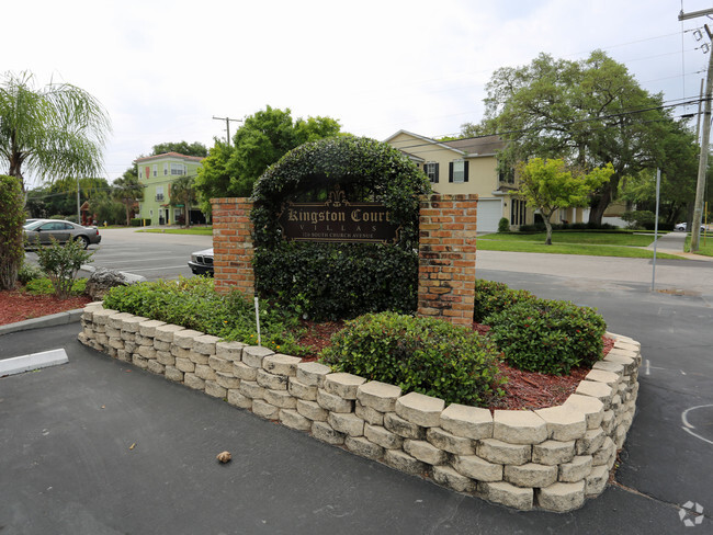 Building Photo - Kingston Court Apartments