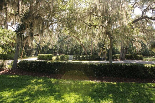Building Photo - 11257 28th St Cir E