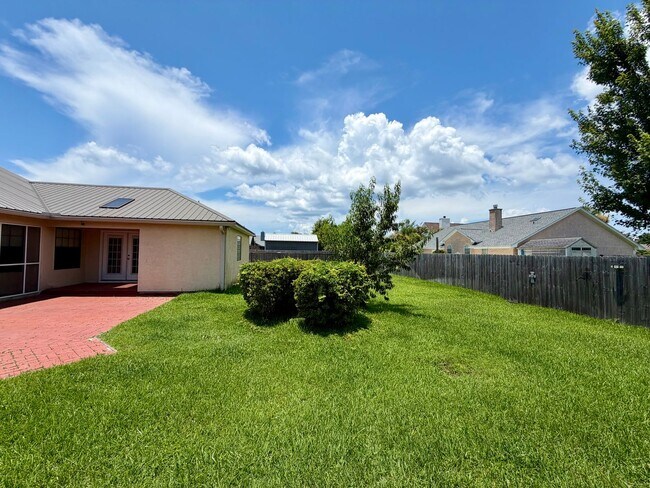 Building Photo - 604 Mallory Dr