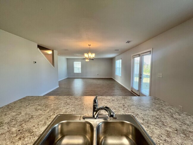 Building Photo - 4703 Windsor Park Ln