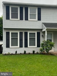 Building Photo - 558 State St