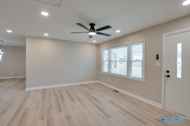 Building Photo - 3916 Troy Swasey Blvd SW