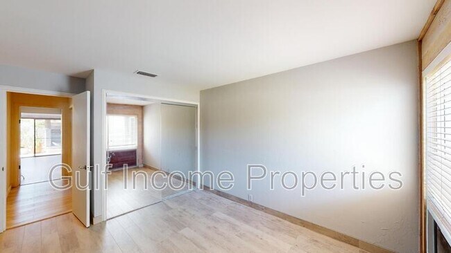 Building Photo - 2360 Riverwood Pines Dr