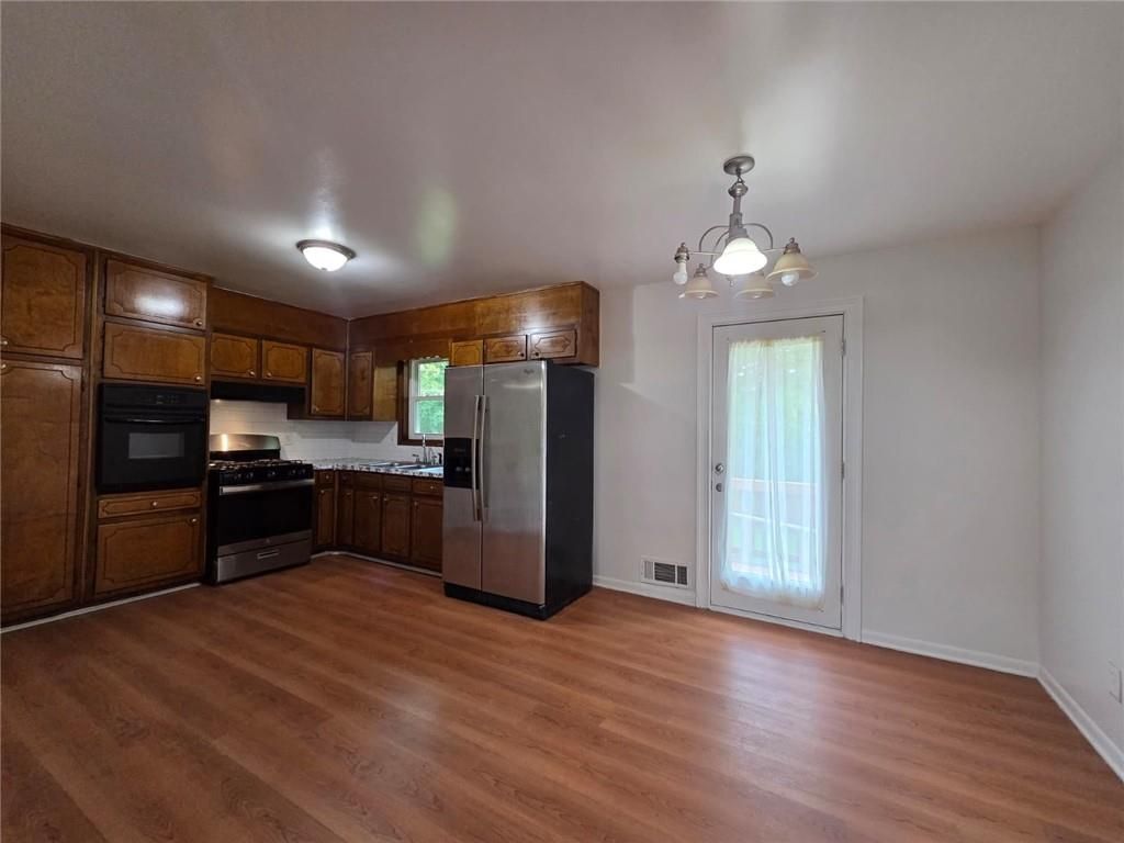 Building Photo - 762 Lancelot Dr