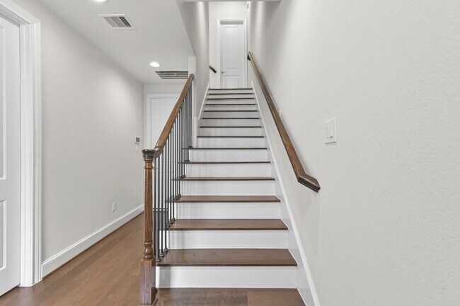 Building Photo - Bikes, Bars & Bliss – Rent This City Retreat!