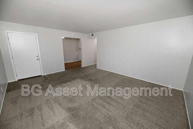 Building Photo - 4621 Ashdale Ct