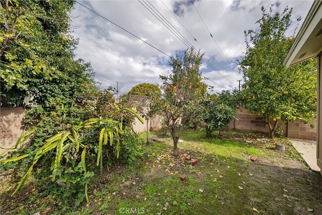 Building Photo - 4201 Franklin Ave