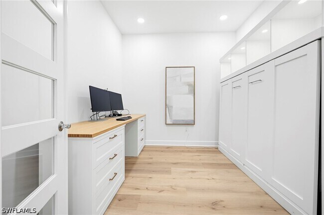 Building Photo - 9033 Calypso Ct