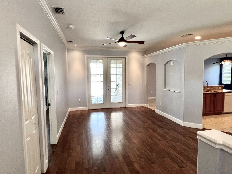 Building Photo - 6614 68th St E