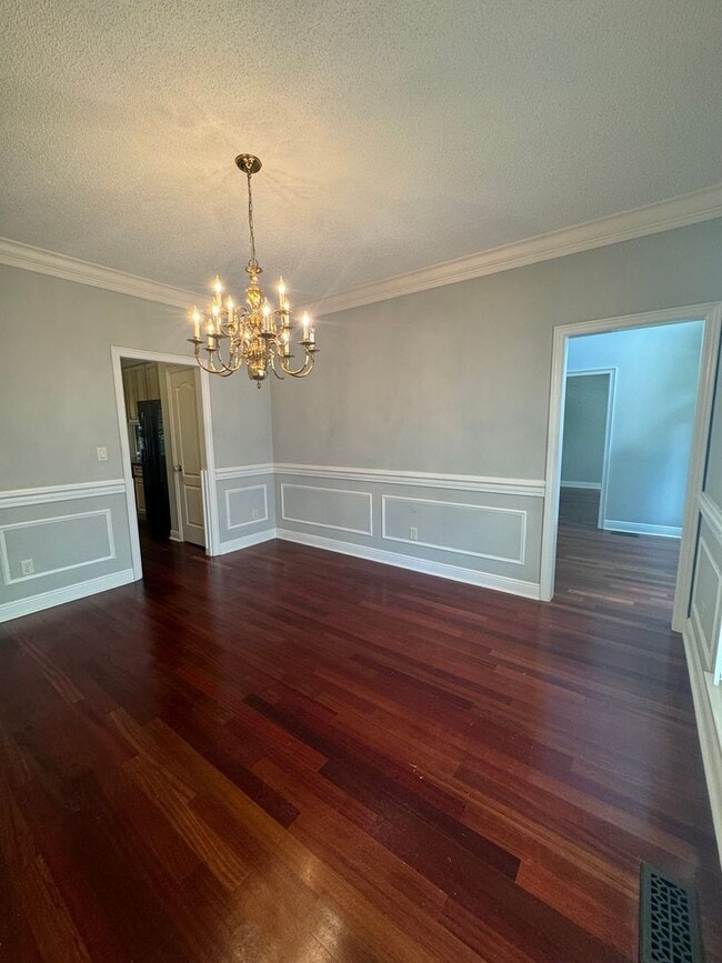 Building Photo - Gorgeous 4 bedroom 4.5 bathroom home in Ki...