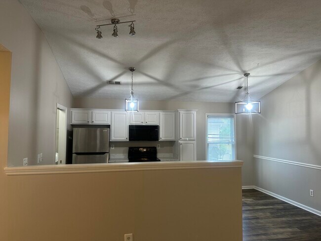 Building Photo - 1137 Iron Lace Ct