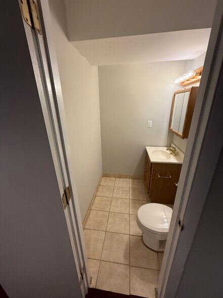 basement bath - 3415 Castle Way
