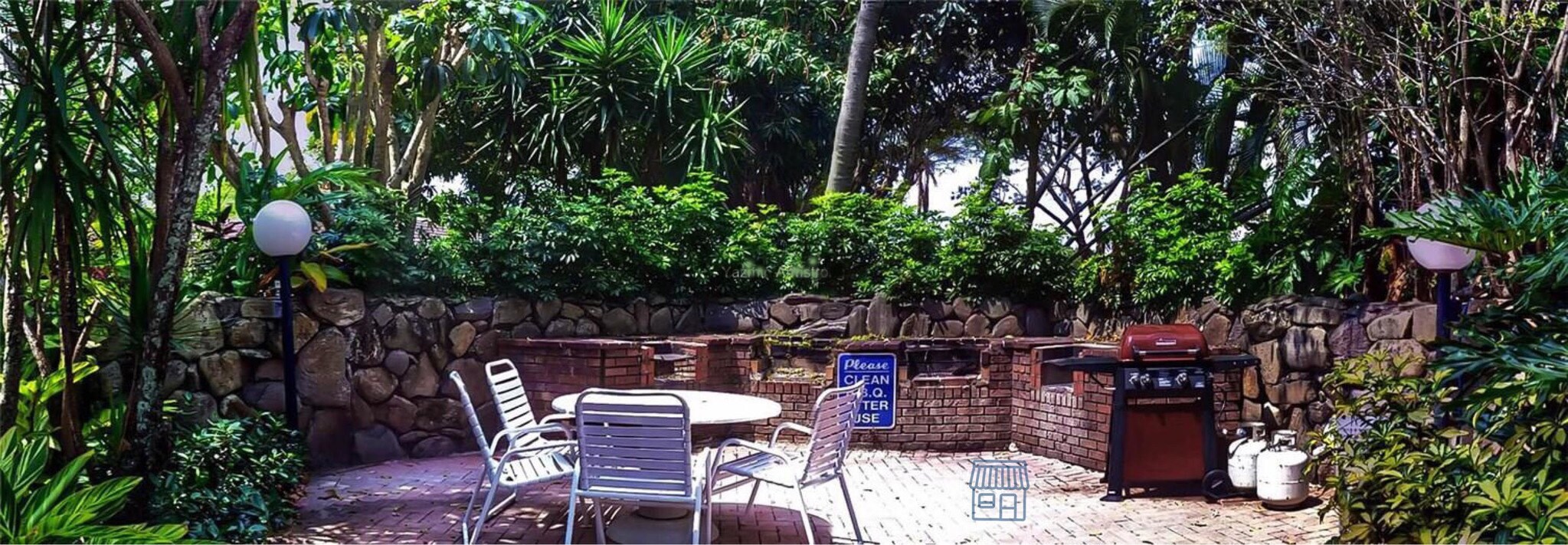 Building Photo - 3000 N Palm Aire Dr