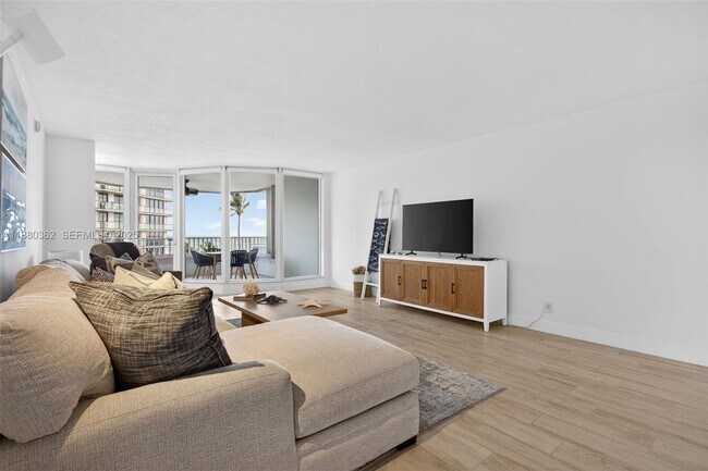 Building Photo - 1340 S Ocean Blvd