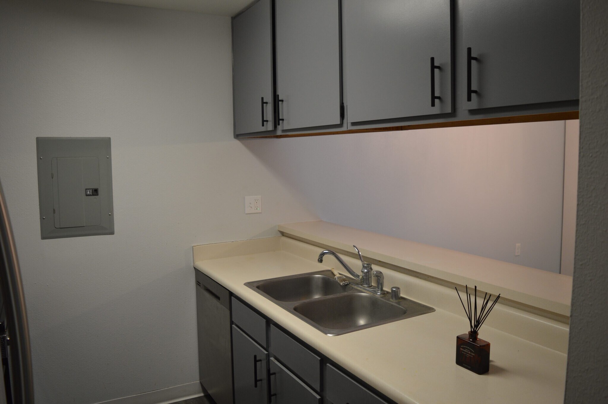 Building Photo - 5333 Brody Dr