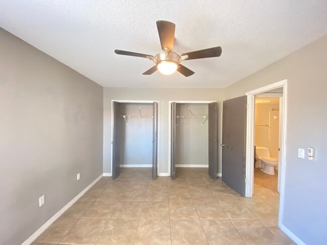 Building Photo - Winter Park Villas! Full Sail/Winter Park 2/2 condo available now!