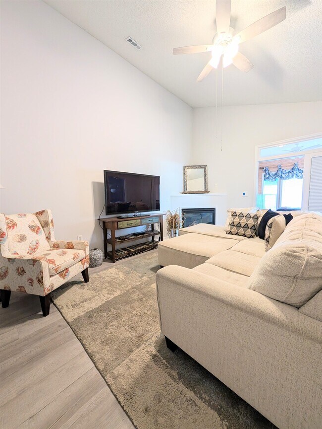 Building Photo - 9772 Leyland Dr