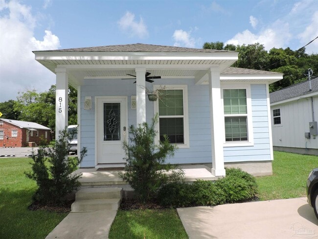 Primary Photo - 815 N C St