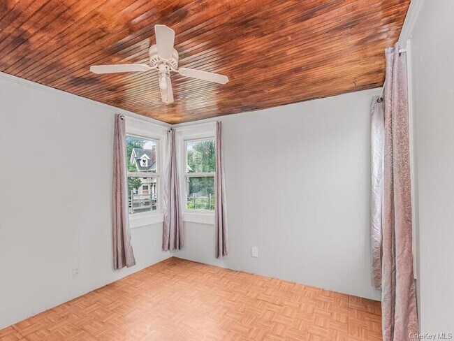 Building Photo - 45 Bayley Ave