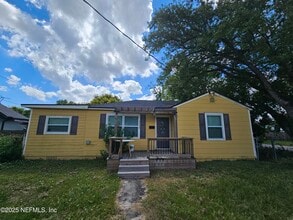 Building Photo - 3648 Ernest St