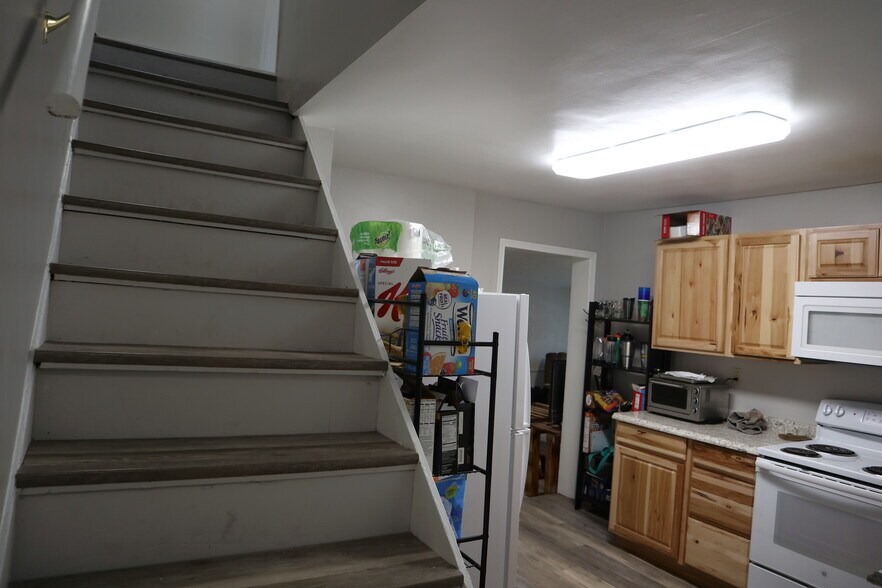 Building Photo - 131 Union St