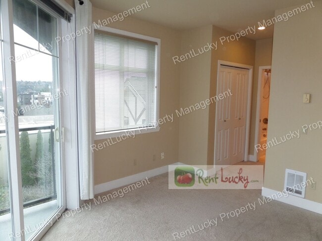 Building Photo - GREAT VIEWS! Lovely 2-Bedroom, 2 Bath Condo in Fantastic Fremont Area w/Garage Parking!!