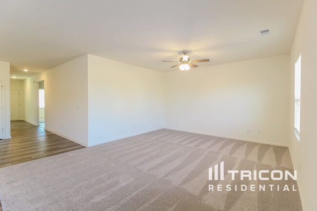 Building Photo - 297 Mccall Wy