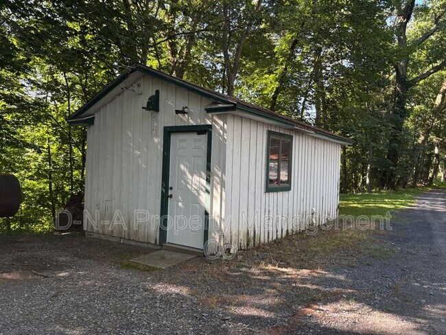 Building Photo - 263 Acres Rd