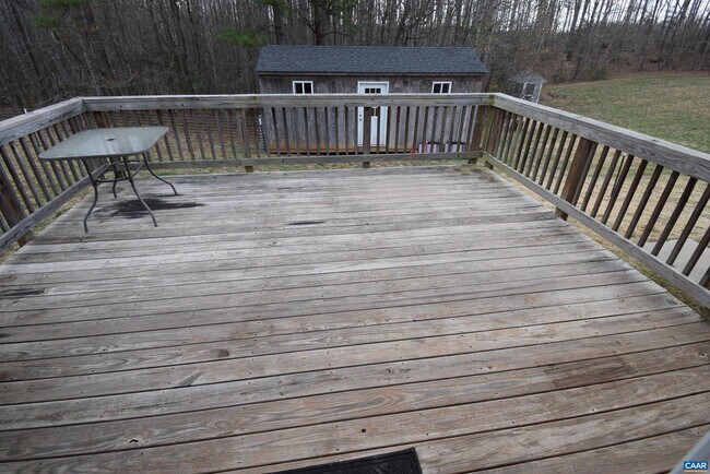 Building Photo - 7136 Venable Rd