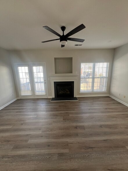 Building Photo - 2136 Midnight Blue Ln