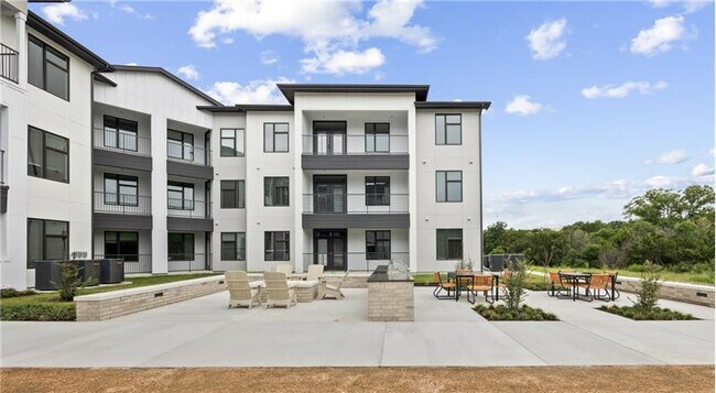 Building Photo - 12601 McCallen Pass