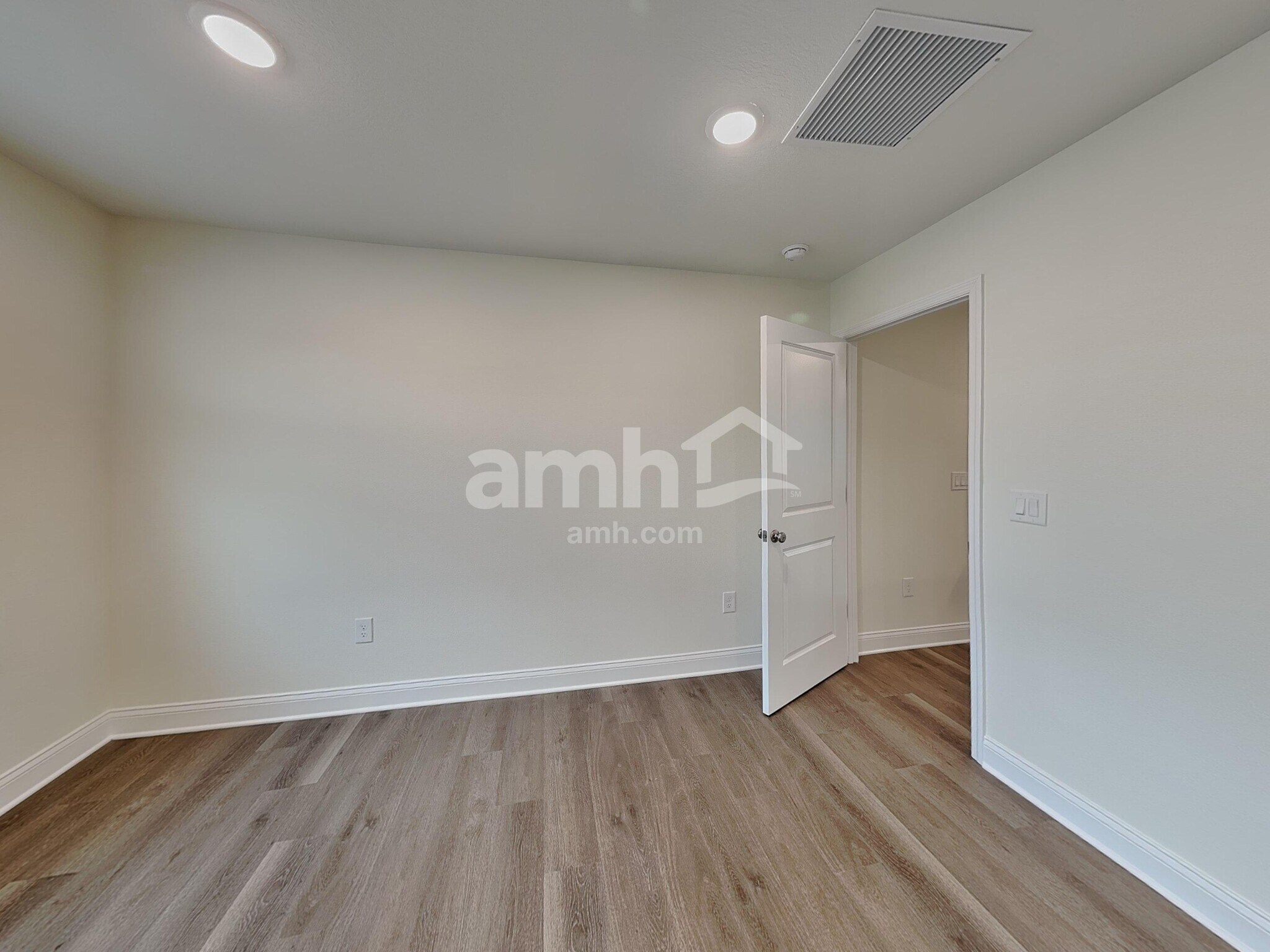 Building Photo - 2543 Feather Crst Dr