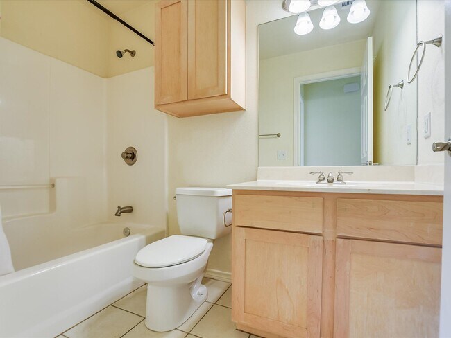 Building Photo - 106 Bridalwood Ct