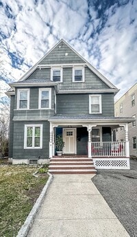 Building Photo - 68 Dix St