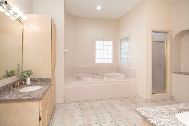 Building Photo - 3003 Edgefield Ct