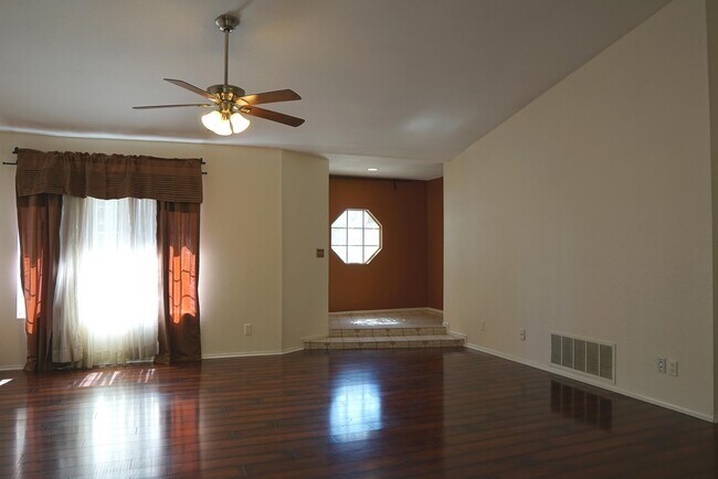 Building Photo - 68120 Tachevah Dr
