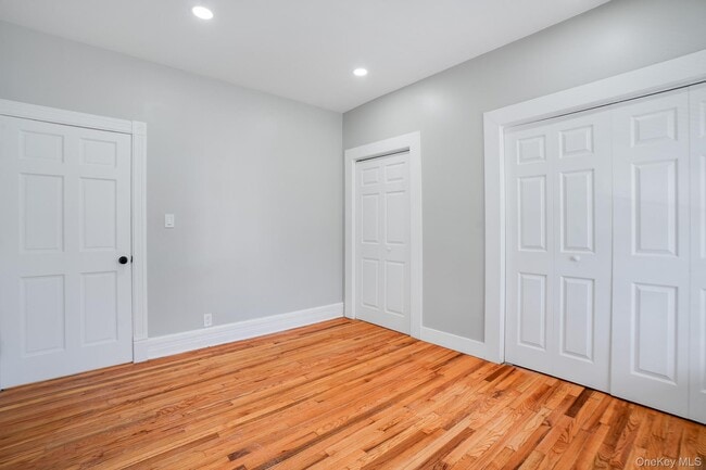 Building Photo - 27 Orchard Pl